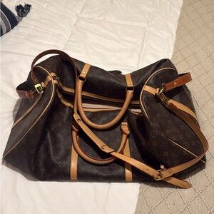 Louis Vuitton Keepall Bandoulière Duffel Bag